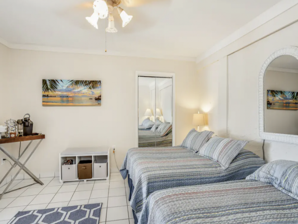 Canalfront Home with Pool, Hot Tub and Dock in Marco island
